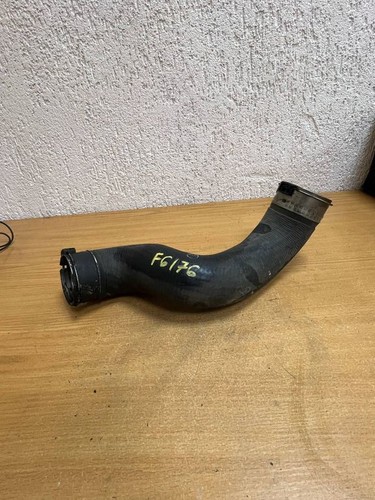 Mercedes-Benz E C207 W207 2011 Diesel 170kW Schlauch Leitung Ladeluftkühler