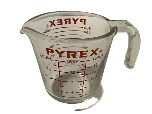 VTG Pyrex #516 TWO Cup 16oz Glass Measuring Cup RED Lettering OPEN HANDLE METRIC