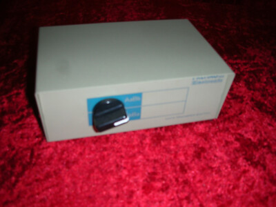 FREITAG - Data Transfer Switch-AS-2001 ( Neuwertig erhalten / Technisch 1a.)