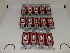 PASS & SEYMOUR LEGRAND PS20AC1-W 20 AMP 120/277V Switch CB20AC1-W P&S LOT OF 14