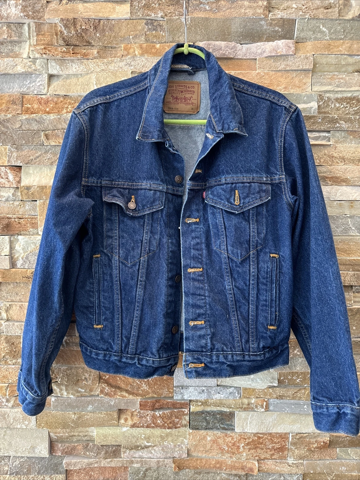 Levis Men’s Jacket 70506- 0216 Trucker Size 38 USA 90s Denim Red Tab