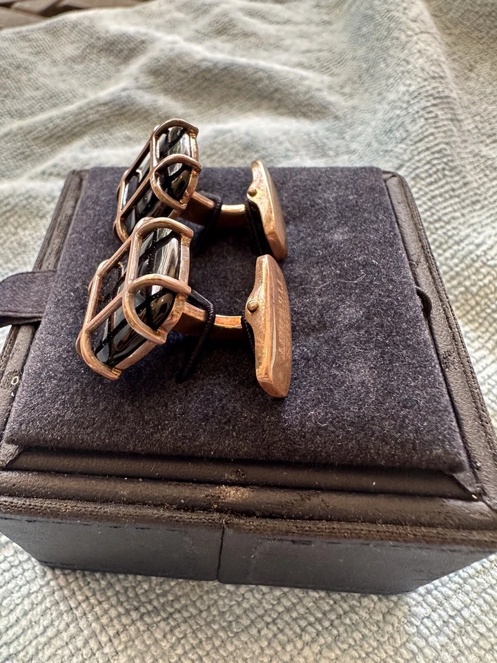 Gemelos cuadrados Charles Tyrwhitt de plata de ley y ónix negro originales Caja de etiquetas Foto 2 de 4