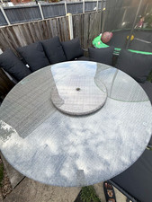 Rattan/Wicker Garden Dining Set Round Clear Glass Table Chairs Black Cushions