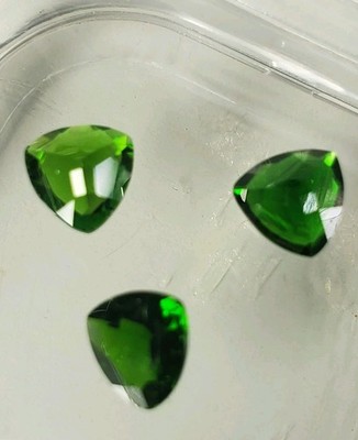 Natural Wonderful Russian Chrome Diopside Trillion Cut Loose Gemstone 3Pic 3×6mm
