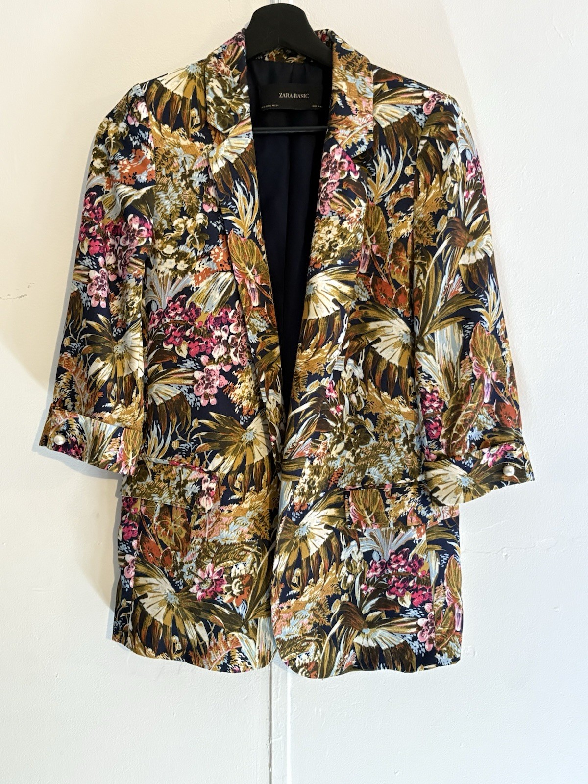 Zara Basic Women’s Satin Effect Blazer In Tropica… - image 15