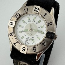 Orologio Vintage AVON Quarzo Uomo Argento Bianco Quadrante Militare Nylon Data Batteria Nuova