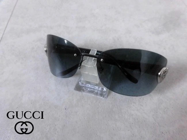 Gafas de sol GUCCI GG4201S negras sin montura corazón estrás logotipo G mujeres auténticas Foto 2 de 4
