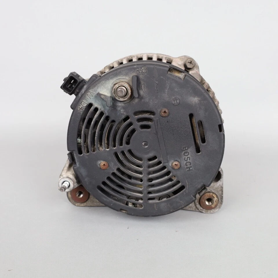 Alternador Volkswagen Eurovan 1992-1999 120 AMP 028903025R OEM usado Foto 4 de 4