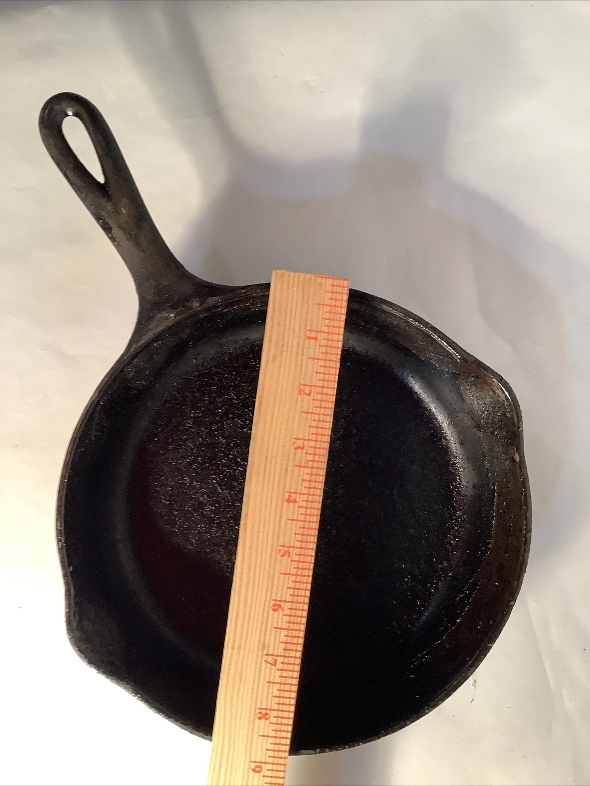 Wagner Ware, Sidney 0 1056J Seasoned Cast Iron Skillet