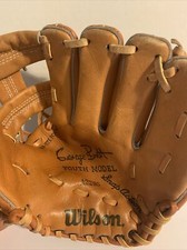 Wilson Youth model A2295 George brett Right hand thrower baseball glove