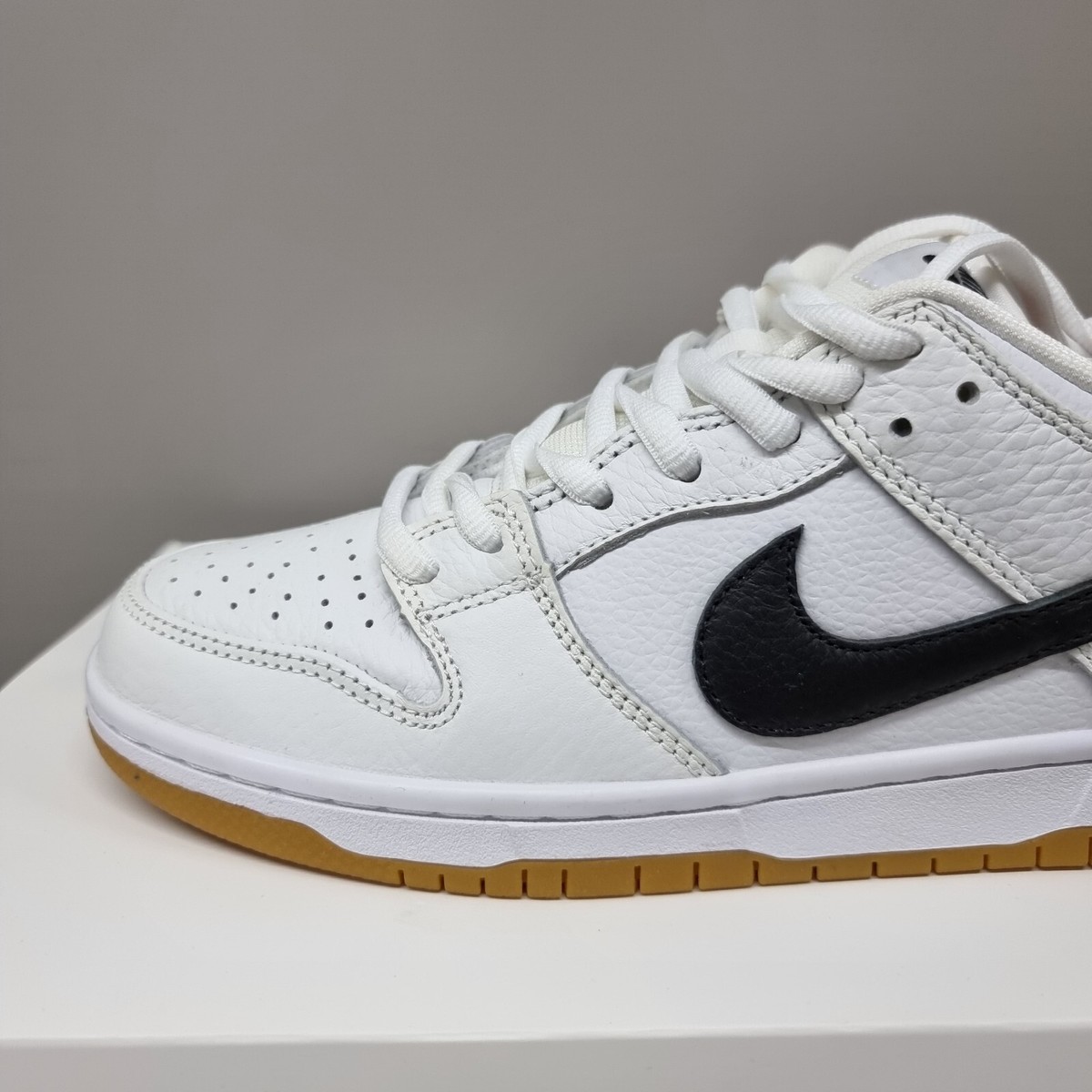 靴 NIKE SB - DUNK LOW PRO ORANGE LABEL 26.5 Nike SB Dunk low Pro Orange Label Red Gum Review and on Feet