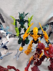 LEGO BIONICLE 8989, 8979, 8988, 8687, 8692, 8688, 8948, 8979, 8947 Lot Of 11 Set