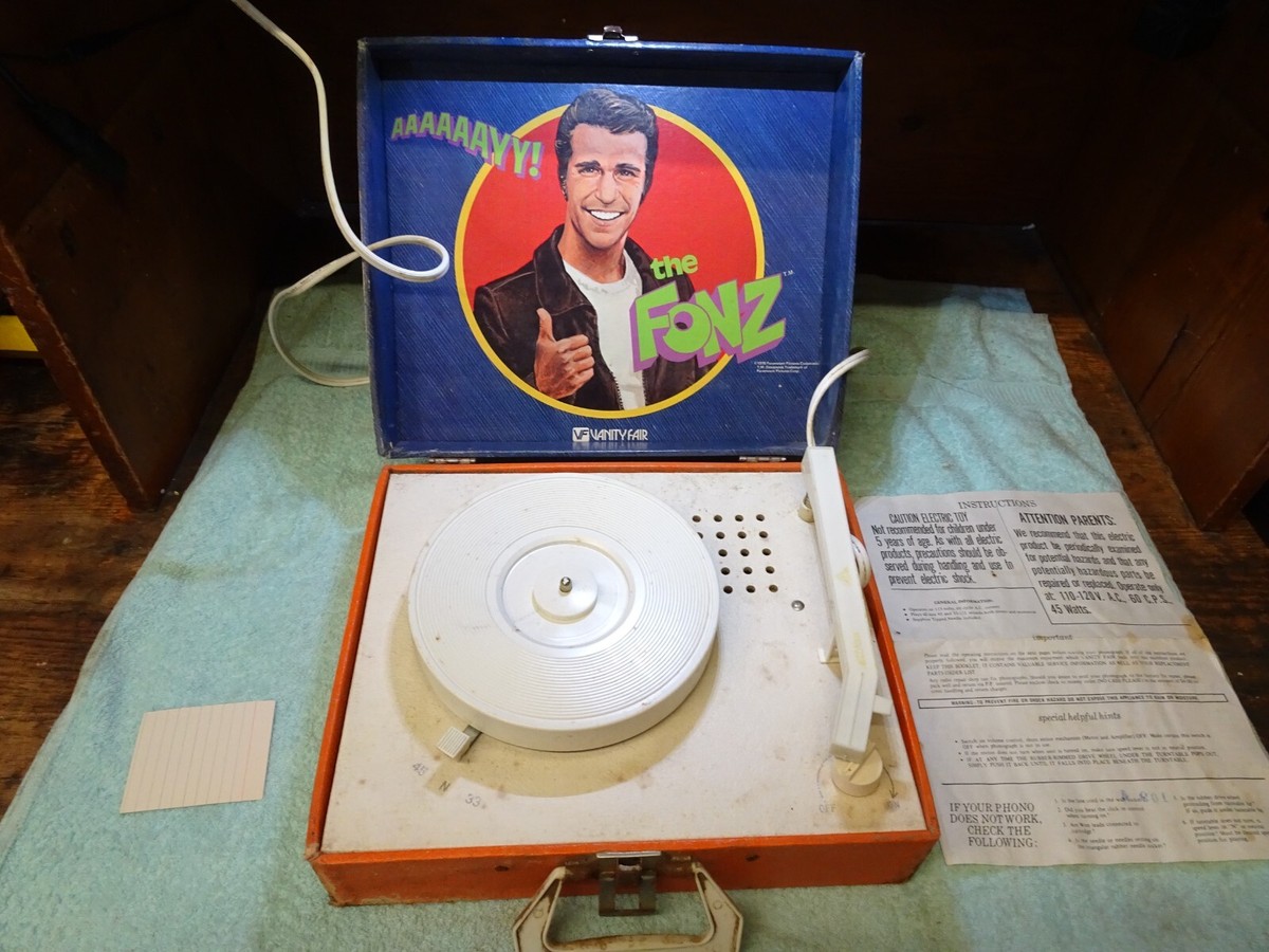 Happy Days The Fonz record player 1976 Paramount TV w Fonzie