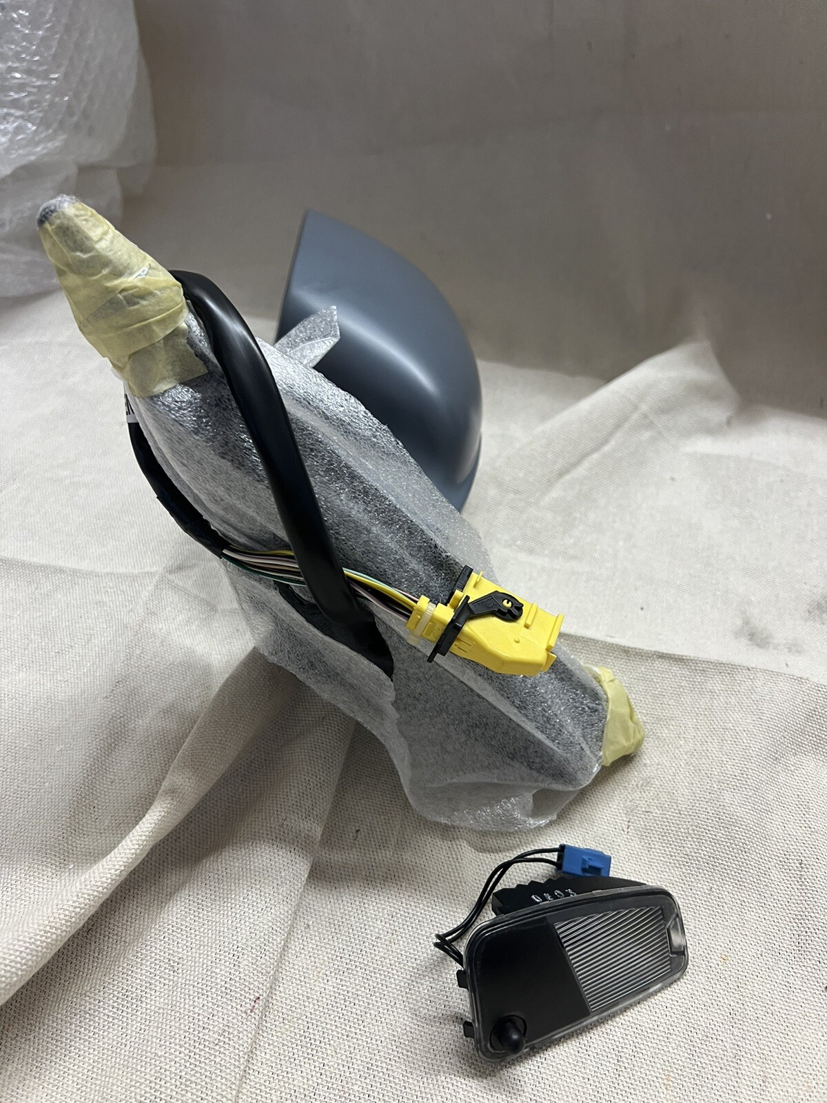 Maserati Quattroporte Driver side mirror Assembly OEM Original Parts