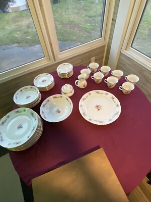 44 Piece Thun Czechoslovakia Gold Rim China Service For 8.