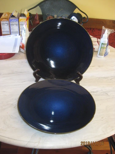 VINTAGE MODERN Thomas O'Brien ELECTRIC NAVY BLUE Dinner Plates Set of 2