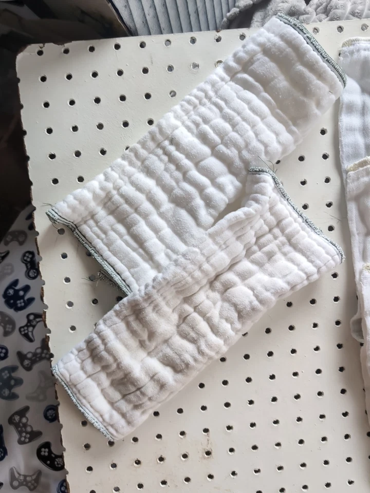 Lot Of 6 PreFold cloth prefolds - Image 3 of 4