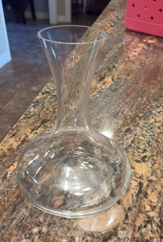 Clear Glass 1L Wine Decanter Carafe with Handle, Contemporary Style