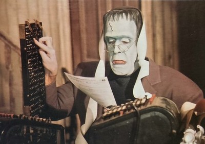 Herman Munster the Munsters original old card pc cpa AK