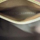 Foto 11 di 18