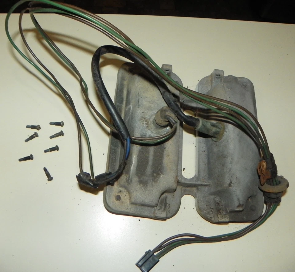 Conjunto de luz trasera GM 1972 Cutlass 442 Supreme original #2 Foto 4 de 4