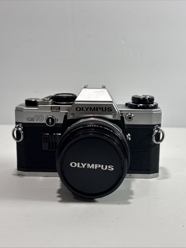 Olympus OM-10 w/Zuiko 50mm f1.8 Lens 35mm Film Camera (READ)