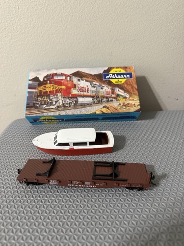 Athearn - Seaboard - 40' coche plano con carga de barco # 42807 | Condition: Used