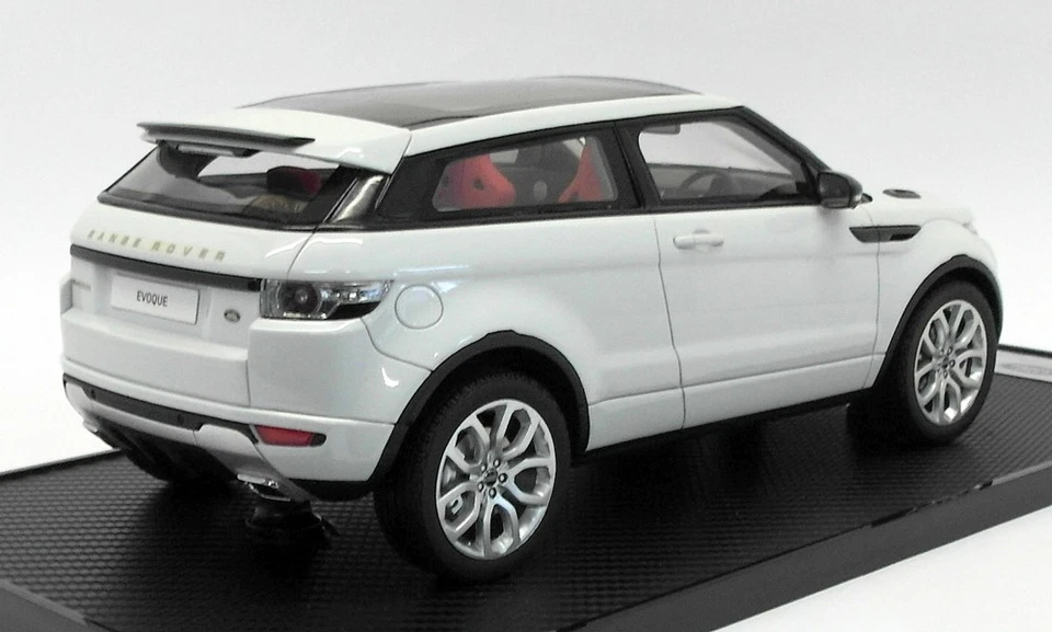 Century Dragon 1/18 Scale CDLR-1002 - 2011 Range Rover Evoque - White - Image 2 of 4