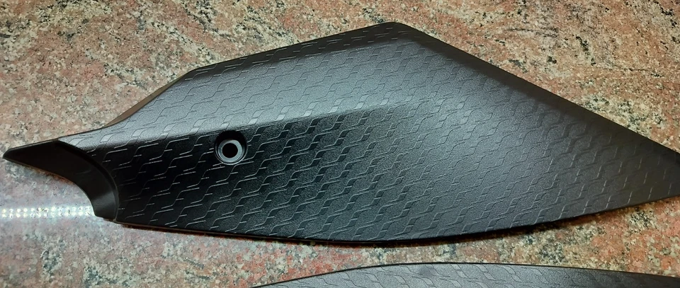 [NUEVO] 2017-2025 Yamaha YZF R6 tanque de gasolina moldura lado izquierdo y derecho cubiertas carenado A.M Foto 3 de 4