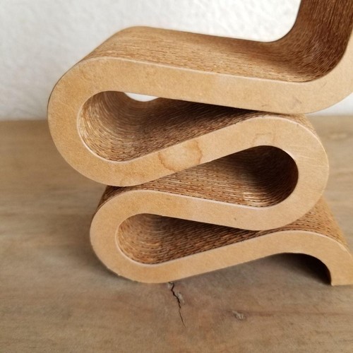 Vitra Design Museum Miniature Chair – Approx 14.5cm Display Model - Picture 9 of 11