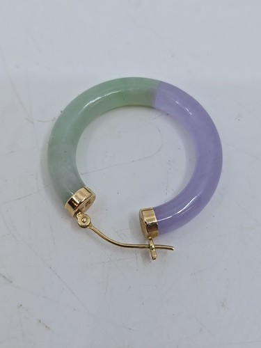 Vintage 14k Karat Yellow Gold Green + Lavender Jadeite Jade Hoop Earrings - Picture 5 of 5