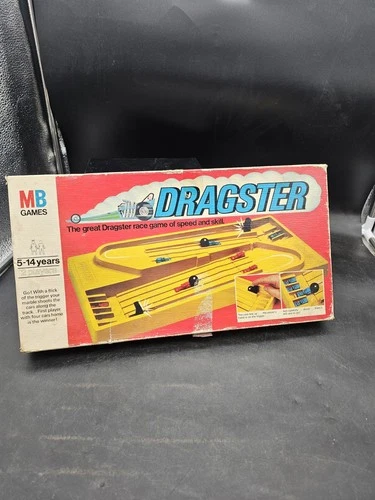 DRAGSTER 1976 Milton Bradley MB Games  Vintage Board Game Racing