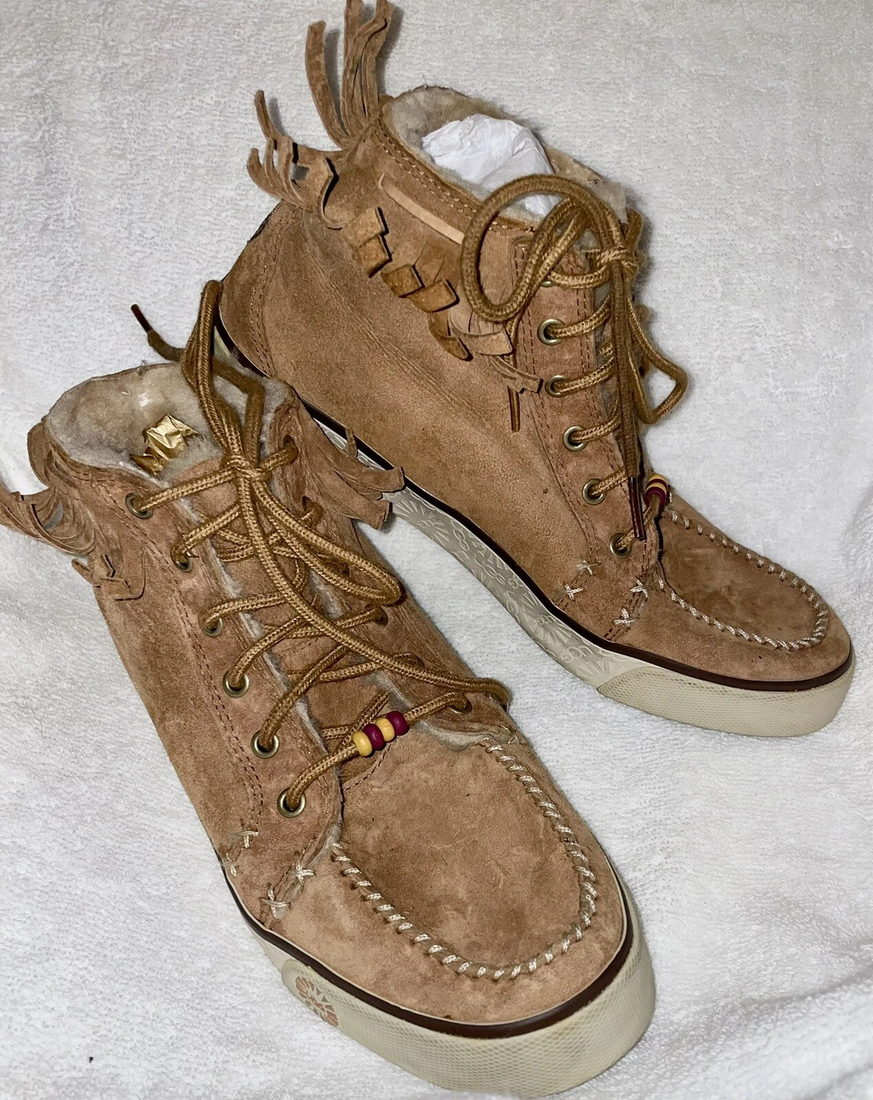 Stivaletti mocassino UGG pelliccia di agnello castagno scamosciata frange US donna taglia 9 nuovi
