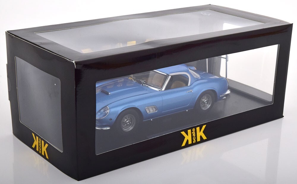1960 FERRARI 250 GT CALIFORNIA SPYDER BLUE 1:18 by KK SCALE