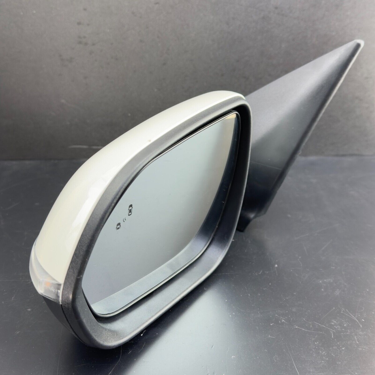 Driver Side View Mirror Power With Turn Signal Heated Fits 21