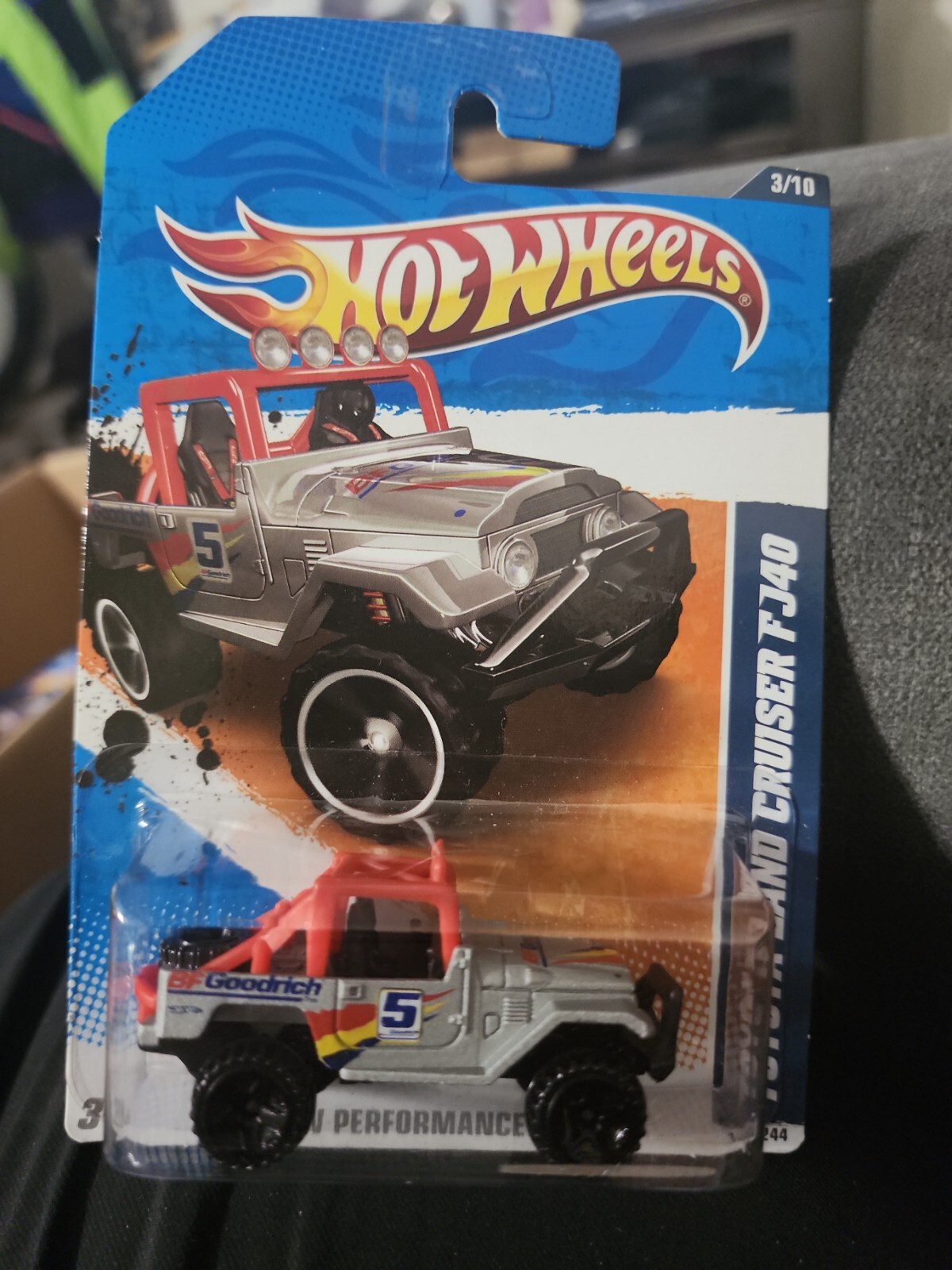 Picture 1 of 4