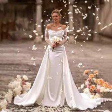Elegant Mermaid Wedding Dresses Long Sleeved Detachable Train Satin Bridal Gowns