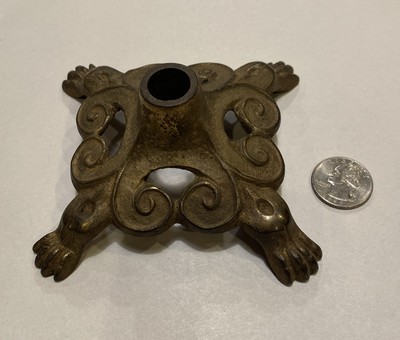 Vintage Cast Metal Brass Color Small 4 1/4  Lamp Light Base Scroll Feet E568
