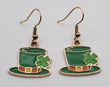 St Patricks Leprechaun Hat fishhook earrings