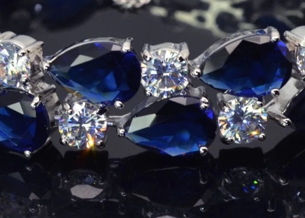 18k White Gold Filled Lab Blue Sapphire & Simulated Diamond Tennis Bracelet Gift - Image 4 of 4