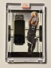 Jewell Loyd 2025 Panini One And One WNBA Patch /99 Relic