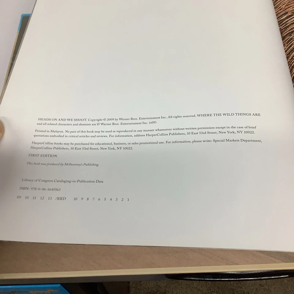 Heads on and We Shoot : The Making of Where the Wild Things Are by Dave Eggers, Foto 3 de 4