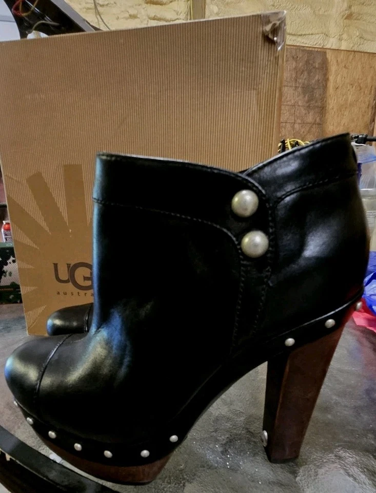 Botines UGG Ambrogia con plataforma de cuero negro tachonado talla 7 Tacones Madera Retro Y2K Foto 4 de 4