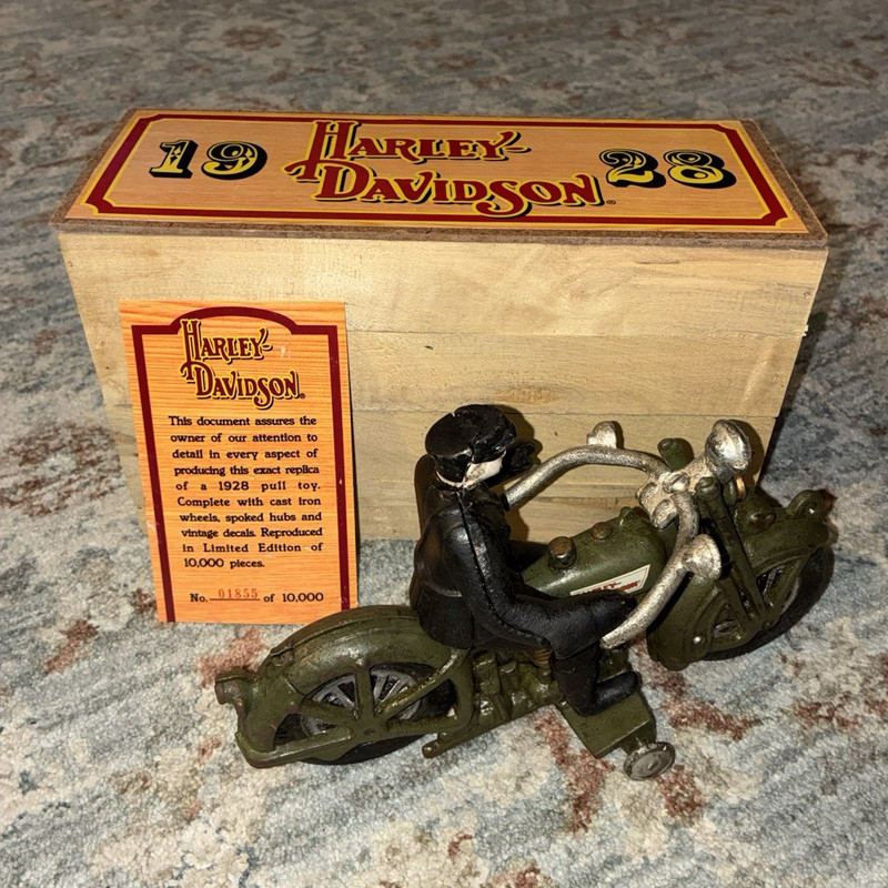 Harley-Davidson 1928 Cast Iron Pull Toy Motorcycle Limited Edition Green/Black