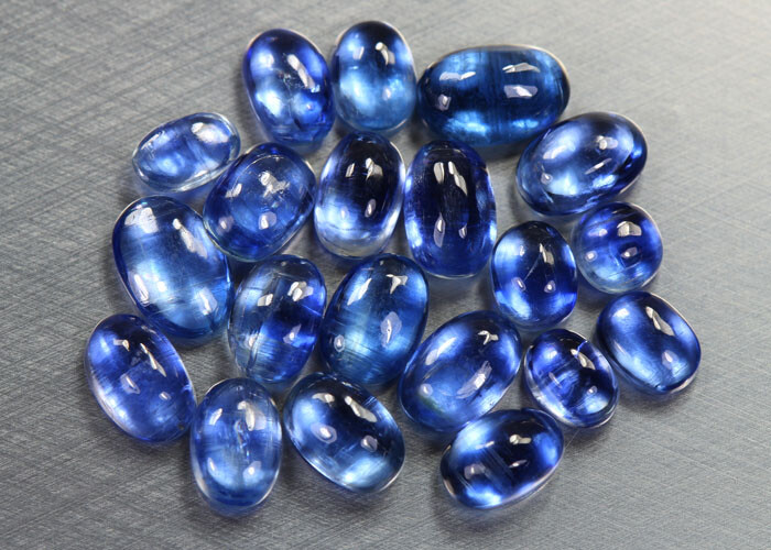 Pendentif cyanite bleue du Brésil (réf cy22) | Cœur de Pierres