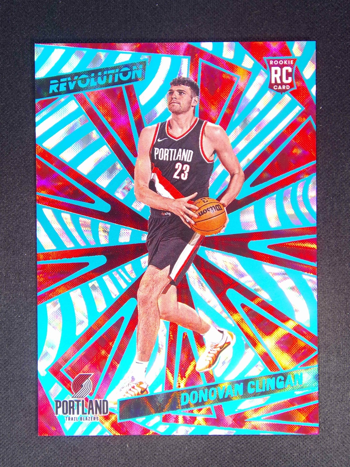 2024-25 Panini Revolution Donovan Clingan #108 RC Rookie Future Frame /60