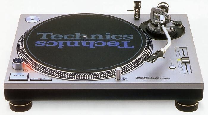 Technics SL-1200MK5 Silver Turntable Direct Drive Turn table