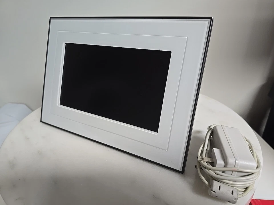Kodak EasyShare M820 8" Digital Picture Frame – Stores 1000 Photos – Used, Works - Image 2 of 4