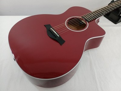 TAYLOR 214CE-RED DLX Akustikgitarre - Atemberaubender Klang