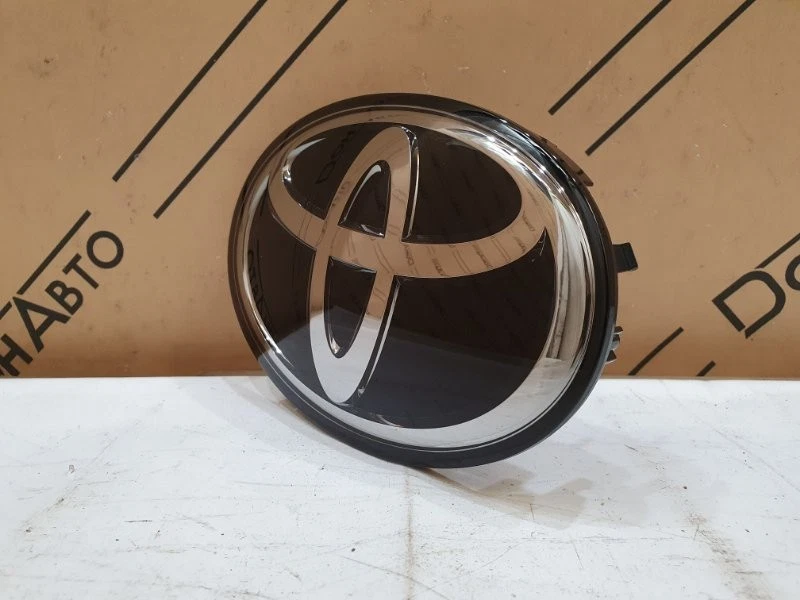 Chrome Emblem Front Grille Logo 2016-2022 Toyota RAV4 Badge - Image 2 of 4